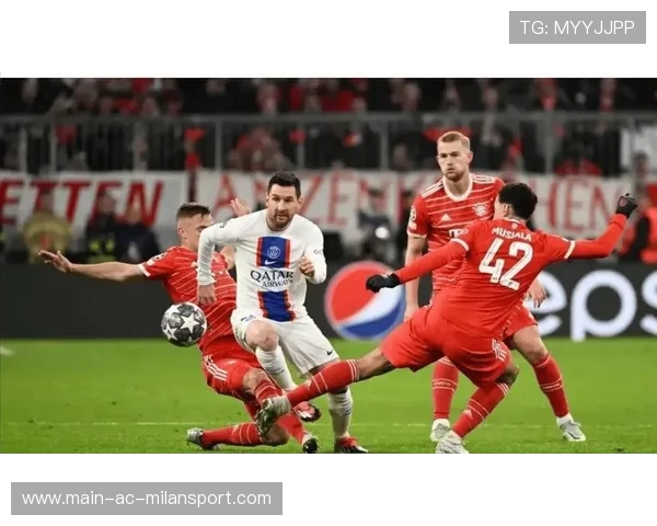 拜仁边路强攻压迫博卡两翼，拜仁踢法