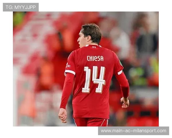 瑞天空爆料:意甲双雄争夺曼联前锋,罗马诺笃定利物浦伊萨克无忧 瑞天空爆料:意甲双雄争夺曼联前锋,罗马诺笃定利物浦伊萨克无忧