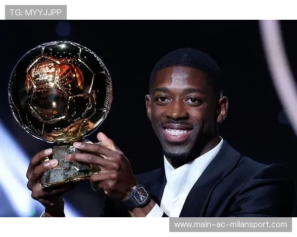 登贝莱金球奖加冕，梅西时代画上句号，登贝莱 梅西