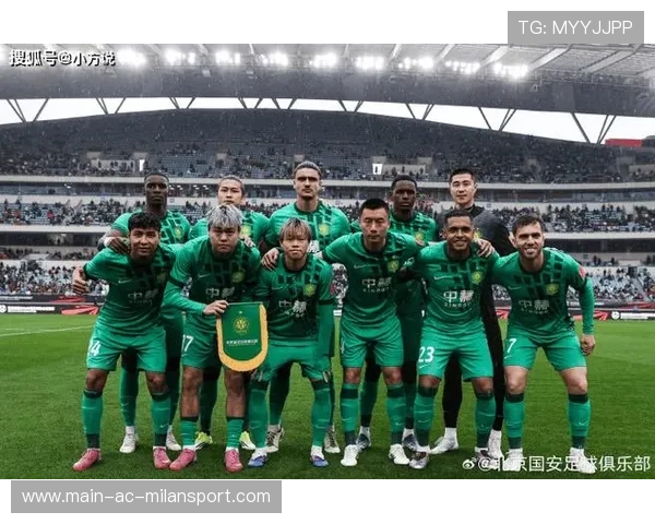 颜骏凌在党校杯中飞身救险，化解对方外援近距离抽射